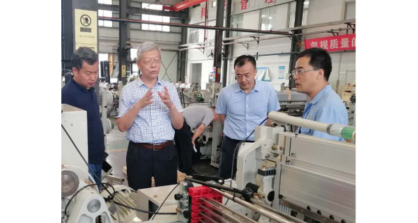 中科院楊玉良院士一行來(lái)長(cháng)嶺紡電公司考察